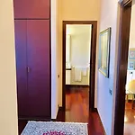 Alojamento de Acomodação e Pequeno-almoço Opera Deluxe 4*