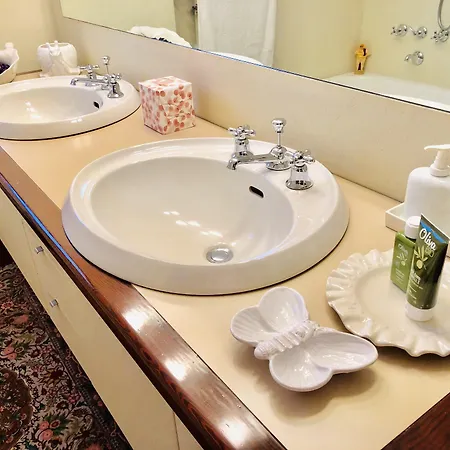 Bed & Breakfast Opera Deluxe 4*